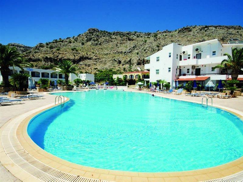 Coliseum Studios & Apartments Pefki Dış mekan fotoğraf