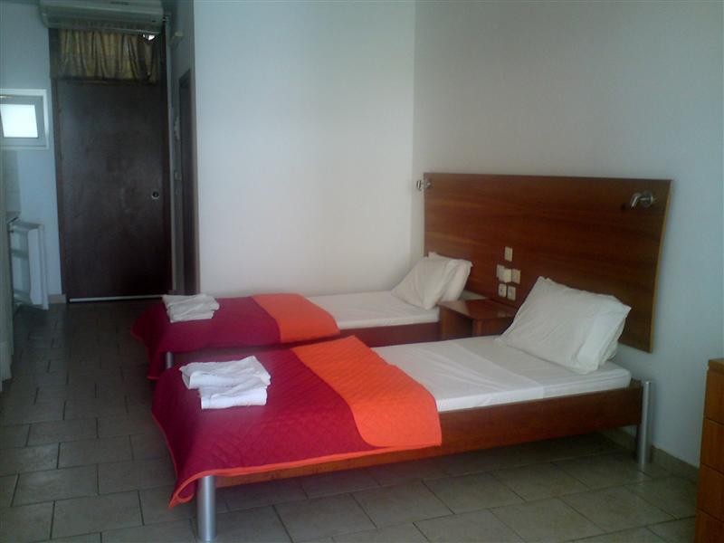 Coliseum Studios & Apartments Pefki Dış mekan fotoğraf