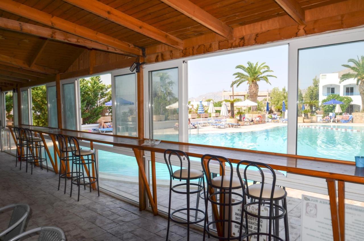 Coliseum Studios & Apartments Pefki Dış mekan fotoğraf